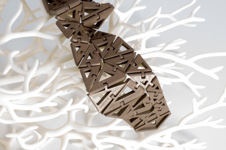 Kinematics bracelet printed with Colorfabb "Bronzefill"