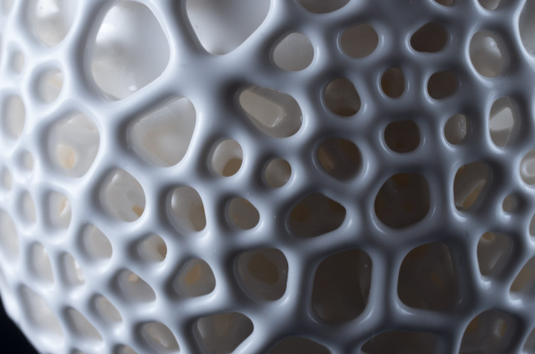 the surface of our 3D-printed porcelain cup after glazing