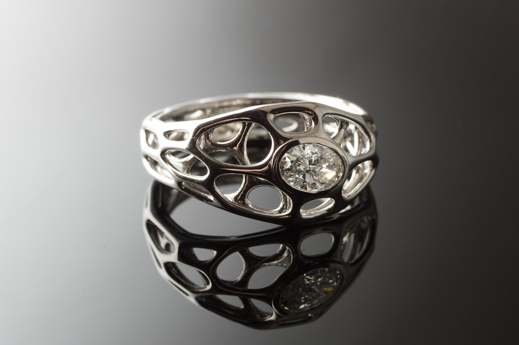 Cell Cycle Ring with oval diamond